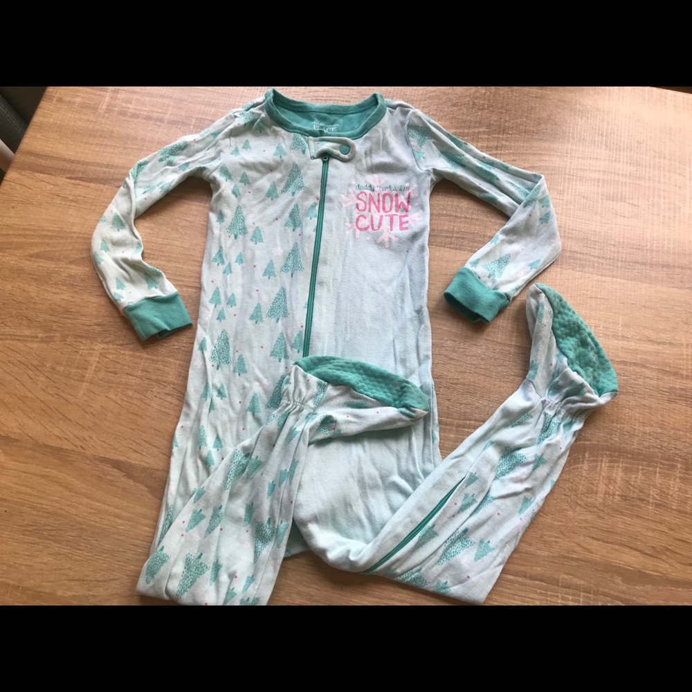 Children’s place footie pajamas